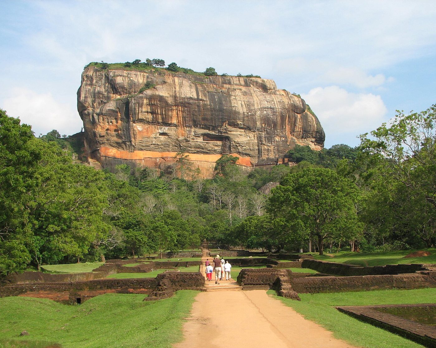 Kandy To Sigiriya Day Tour